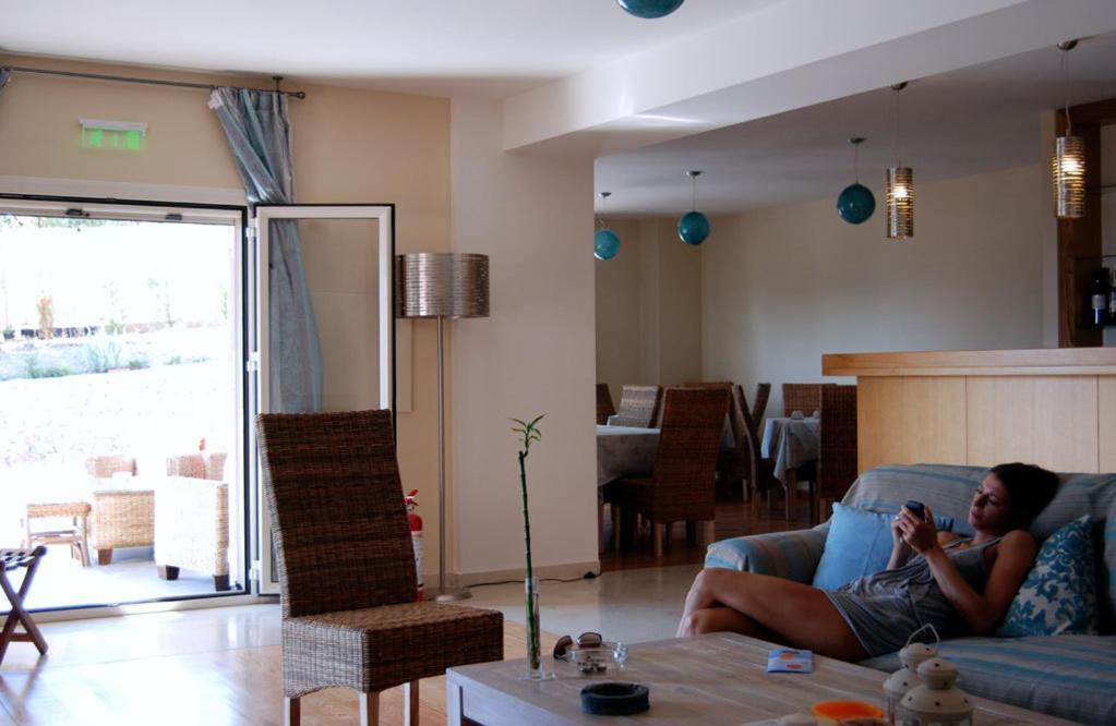 Astrolabe Hotel Khronia Bagian luar foto