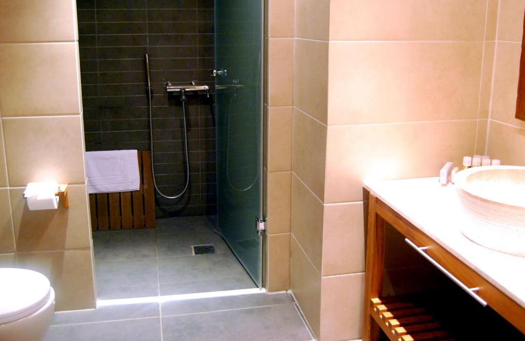 Astrolabe Hotel Khronia Bagian luar foto