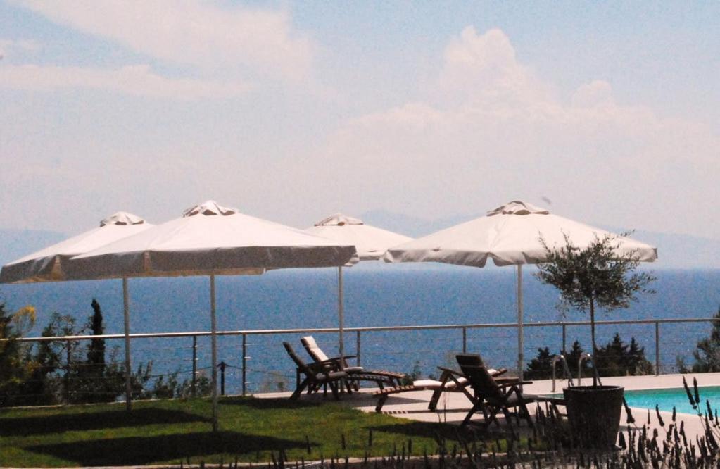 Astrolabe Hotel Khronia Bagian luar foto