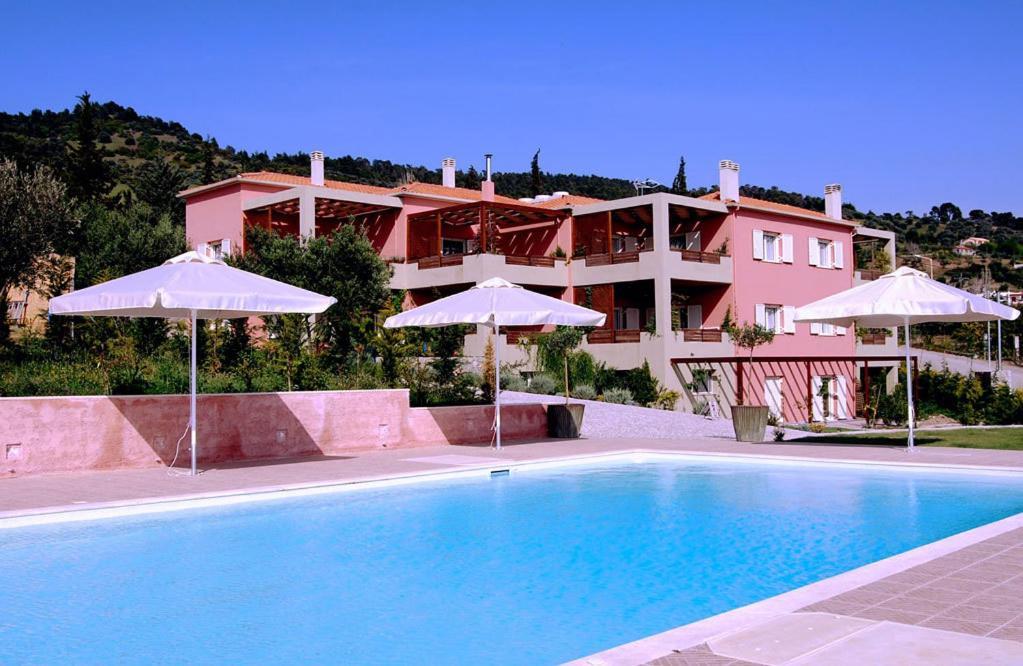 Astrolabe Hotel Khronia Bagian luar foto
